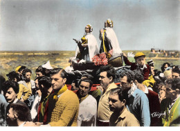 LES SAINTES MARIES DE LA MER - Procession Des Saintes Marie Jacobé Et Marie Salomé - Très Bon état - Saintes Maries De La Mer