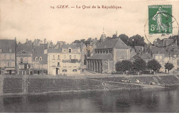 GIEN - Le Quai De La République - Très Bon état - Gien