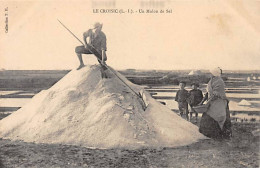 LE CROISIC - Un Mulon De Sel - Très Bon état - Le Croisic