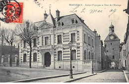 BEAUGENCY - Caisse D'Epargne Et Tour De L'Horloge - Très Bon état - Beaugency