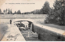 CHALONS SUR MARNE - Ecluse Du Canal Et Le Pont - Très Bon état - Châlons-sur-Marne
