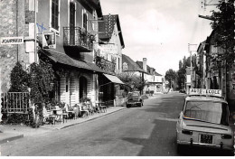 LES QUATRES ROUTES - La Grand Rue - Très Bon état - Autres & Non Classés