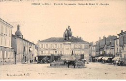 NERAC - Place De Normandie - Statue De Henri IV - Hospice - Très Bon état - Nerac