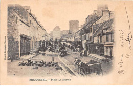 BRICQUEBEC - Place Le Marois - Très Bon état - Bricquebec