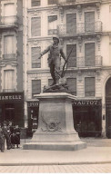 PARIS - La Statue Du Sergent Bobillot - Très Bon état - Arrondissement: 11