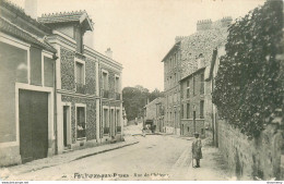 CPA Fontenay Aux Roses-Rue De Chatenay-état Mauvais     L2108 - Fontenay Aux Roses