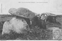 CPA Roscoff-Route De Saint Pol à Roscoff-Les Dolmens De Caravel-3335-Timbre      L1720 - Roscoff