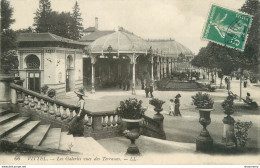 CPA Vittel-Les Galeries Vues Des Terrasses-66-Timbre      L1725 - Contrexeville