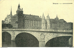 CPA Paris-La Conciergerie       L1725 - Otros Monumentos