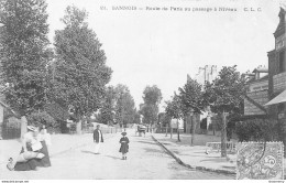 CPA Sannois-Route De Paris Au Passage à Niveau-21-Timbre    L1730 - Sannois