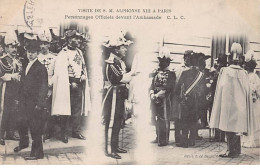 PARIS - Visite De S. M. Alphonse XII à Paris - Personnage Officiels Devant L'Ambassade - Très Bon état - Paris (13)