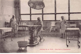 PARIS - Hôpital De La Pitié - Une Salle D'Opération - Très Bon état - Paris (13)