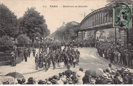 PARIS - Boulevard De Grenelle - état - Distrito: 15