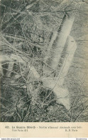 CPA Militaria-Guerre 1914-15-Mortier Allemand Dissimulé Sous Bois      L1704 - Oorlog 1914-18