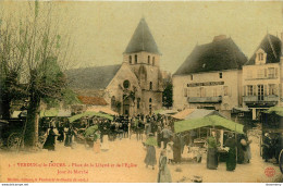 CPA Verdun Sur Le Doubs-Place De La Liberté Et De L'église-Jour De Marché    L1383 - Sonstige & Ohne Zuordnung