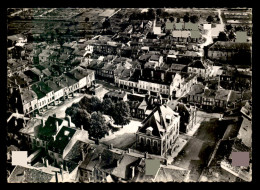 55 - STENAY - VUE AERIENNE - PLACE DE L'HOTEL DE VILLE - Stenay