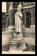 59 - LILLE - STATUE DE JEANNE D'ARC AU PALAIS DES BEAUX ARTS - Lille