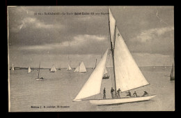 BATEAUX - VOILIERS - LE "SAINT-CADOC III" AUX REGATES A ST-NAZAIRE - Segelboote