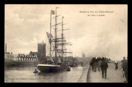 BATEAUX - VOILIERS - RENTREE AU PORT DES SABLES D'OLONNE DE L'ALICE ET ISABELLE - Voiliers