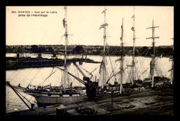 BATEAUX - VOILIERS - QUATRE MATS A QUAI - NANTES - Voiliers