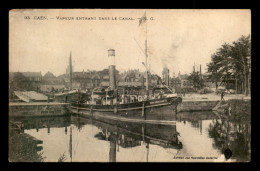 BATEAUX  - REMORQUEUR ELECTROLYSE 3 ENTRANT DANS LE CANAL A CAEN - PENICHE - Tugboats