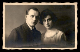 CARTE PHOTO - HOMME - FEMME - COUPLE - Photographs