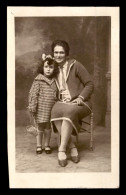 CARTE PHOTO - FEMME ET ENFANT - PHOTOGRAPHE P. AUBE ST-AIGNAN - Fotografia