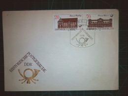ALLEMAGNE (DDR), Enveloppe Commémorative De L'"Historische Postgebaude" Avec Illustration Bas-relief. Cachet Spécial Et - 1981-1990