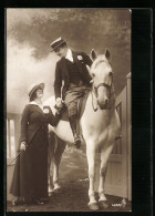 Foto-AK PFB Nr. 4088 /1: Elegantes Paar Mit Weissem Pferd  - Fotografia