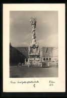 Foto-AK Adalbert Defner: Linz, An Der Dreifaltigkeitssäule  - Altri & Non Classificati