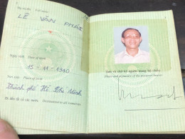 VIET NAM -OLD-ID PASSPORT-name-LE VAN PHAP-1999-1pcs Book - Verzamelingen