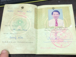 VIET NAM -OLD-ID PASSPORT-name-TRAN HUU QUY-2001-1pcs Book - Collections