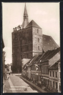 AK Kolberg, Domstrasse Mit Dom  - Pommern