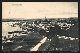 AK Travemünde, Ortsansicht Mit Hafen  - Luebeck-Travemuende