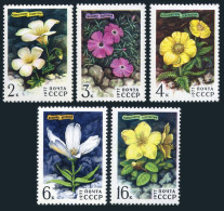 Russia 4565-4569, MNH. Michel 4592-4596. Siberian Flowers, 1977. - Nuevos