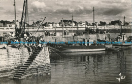 R011177 Bretagne. Presquile De Quiberon. Bateaux De Peche A La Jetee De Port Mar - World