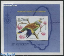 Saint Vincent 1998 Endangered Animals S/s, Amazona Guildingii, Mint NH, Nature - Birds - Parrots - St.Vincent (1979-...)