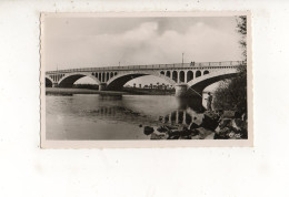 FEURS - Le Pont Sur La Loire (carte Photo Animée) - Feurs