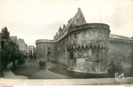 CPSM Nantes-Le Château Des Ducs-Beau Timbre      L1614 - Nantes