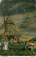 CPA Elevage-Traite Des Vâches-Moulin        L1739 - Veeteelt