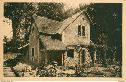 CPA Versailles-Petit Trianon-Maison Du Garde-39     L1880 - Versailles (Château)