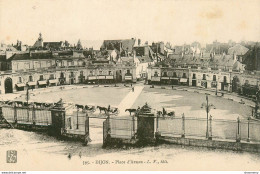 CPA Dijon-Place D'Armes-595    L2061 - Dijon