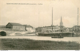 CPA St-Saint Philbert De Grand Lieu-Le Port-Timbre       L1610 - Saint-Philbert-de-Grand-Lieu