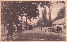 Surrey - GODSTONE - High Street - Surrey