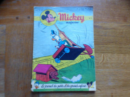 JOURNAL MICKEY BELGE  N° 197 Du 15/07/1954 COVER  DONALD + L'EPEE ET LA ROSE - Journal De Mickey