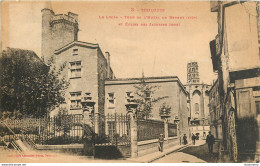 CPA Toulouse-Le Lycée-Tours De L'hôtel De Bernuy-Timbre     L1094 - Toulouse