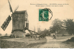 CPA Environs De Bellegarde-Les Petits Commune De Fréville-Dernier Vestige Du Moulin à Vent-Timbre     L1692 - Autres & Non Classés