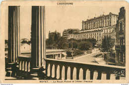 CPA Royat-Le Royat Palace Et L'hôtel   L1325 - Royat