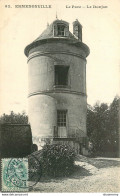 CPA Ermenonville-Le Parc-Le Donjon-92-Timbre     L1770 - Ermenonville