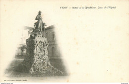 CPA Vichy-Statue De La République-Cours De L'hôpital       L2183 - Vichy